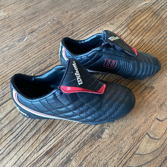 Wilson Kids Cleats - Picture 2 of 8